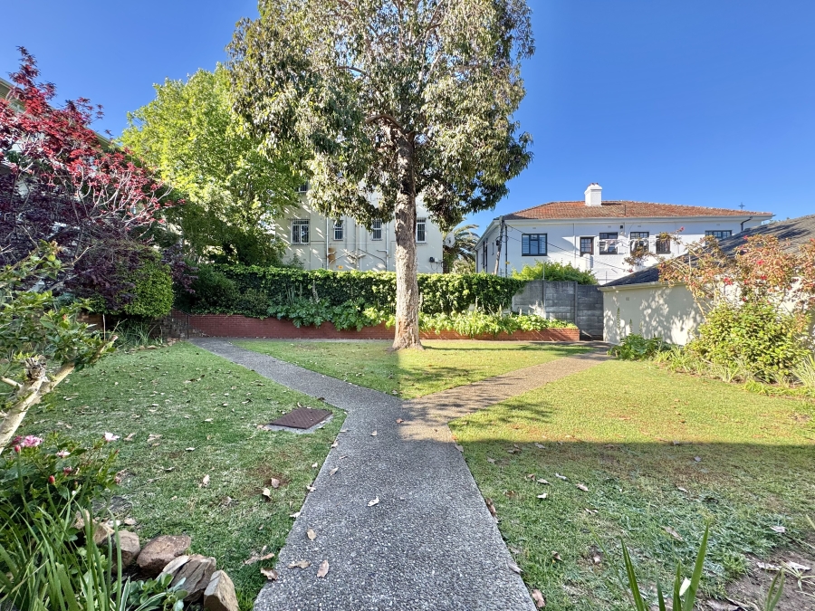 2 Bedroom Property for Sale in Rondebosch Western Cape
